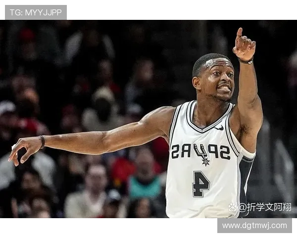 德阿隆福克斯的崛起之路：从新秀到NBA明星的蜕变与挑战